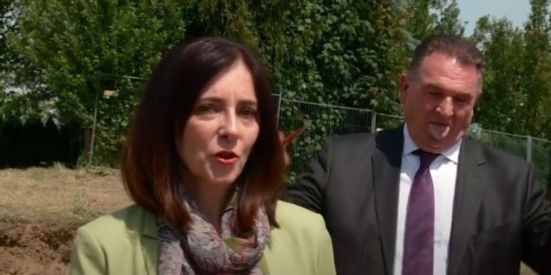 Čačić se ispričao zbog 'neprimjerenih reakcija i gestikulacije'