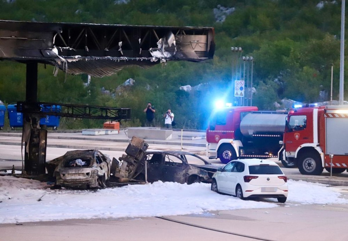 Požar na odmorištu Mosor | foto: Veljko Martinović