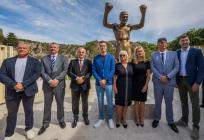 FOTO: U Imotskom otkriven spomenik Mati Parlovu