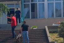 Policija pretražila čak 50 škola, dojave o bombama bile lažne!