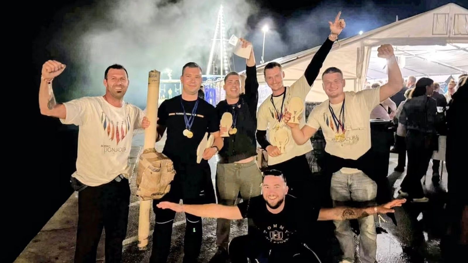 FOTO/VIDEO Rabljani došli na momačku pa pobijedili na bračkom lignjolovu
