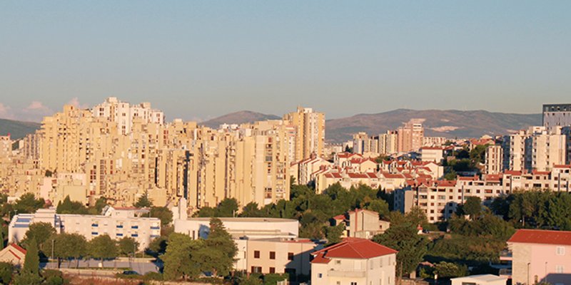 Vatrogasci spasili dijete iz zaključanog auta na Mertojaku