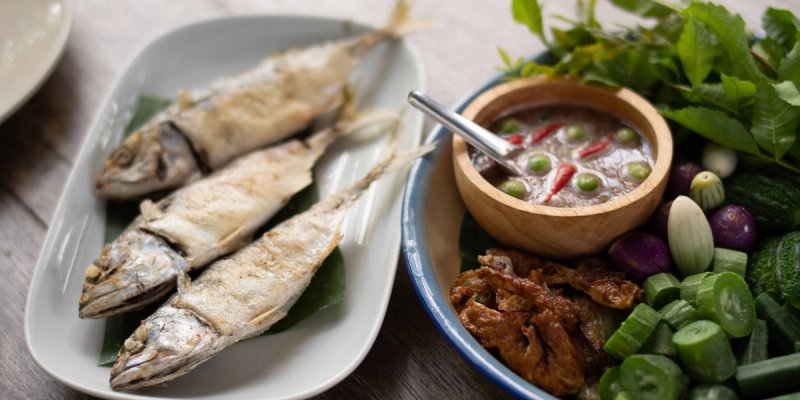 POMOĆ HRANOM: Jaja, riba, lisnato povrće i voće će stres 'pojesti za doručak'