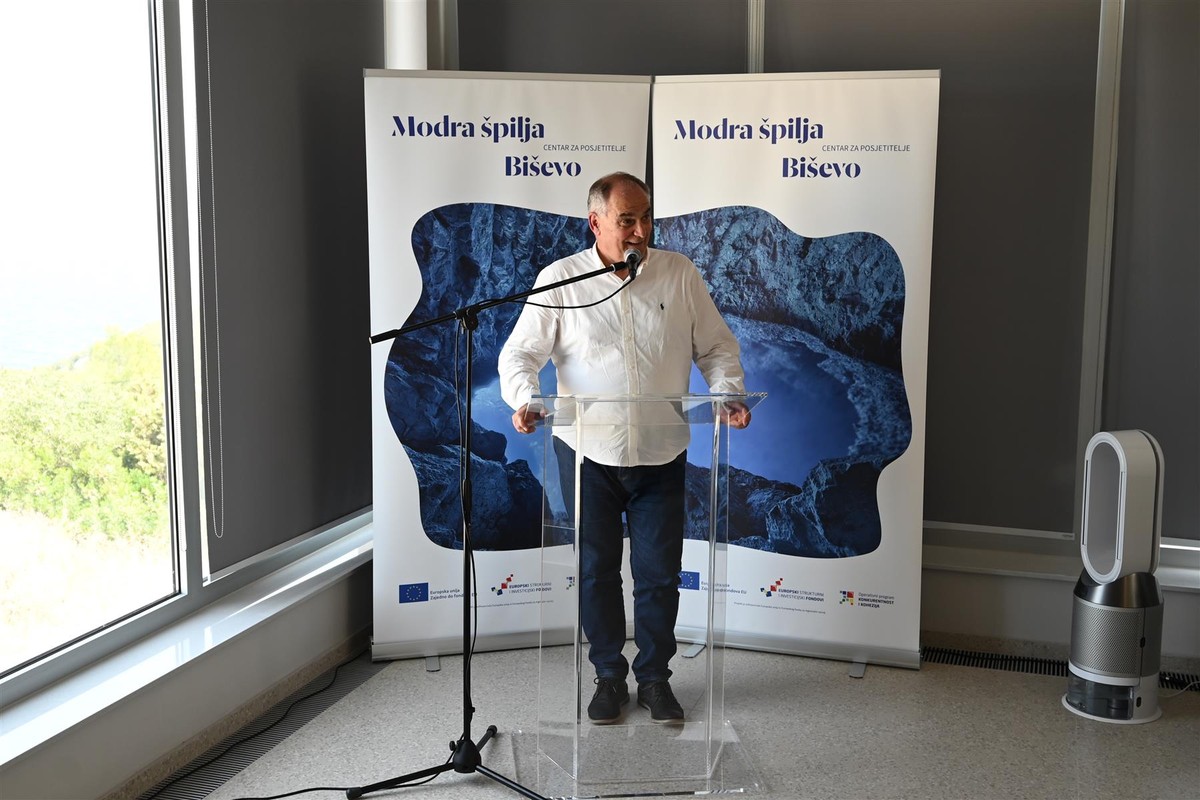 Otvoren Centar za posjetitelje Modra Špilja - Biševo