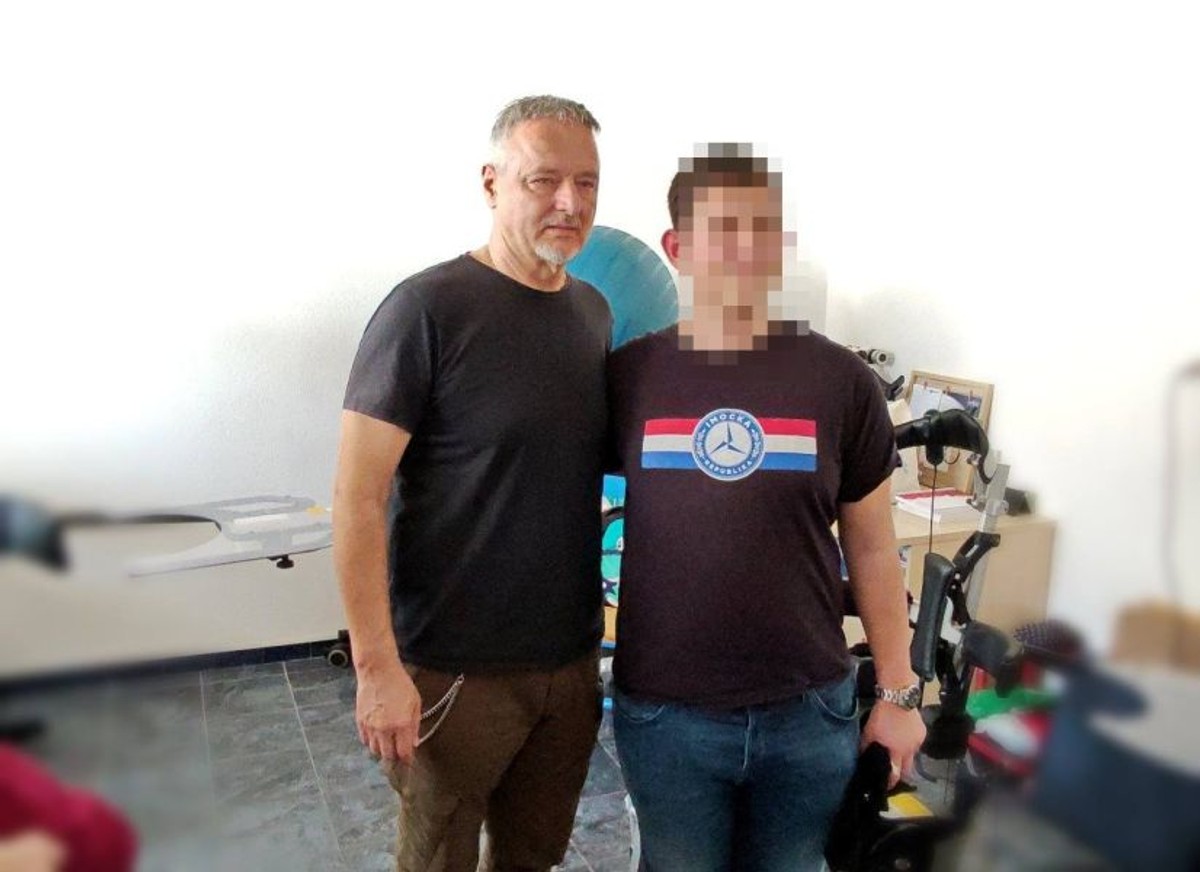 Thompson sa suprugom posjetio splitsku udrugu