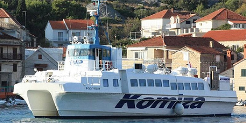 Nova katamaranska linija Split - Postira - Pučišća - Povlja