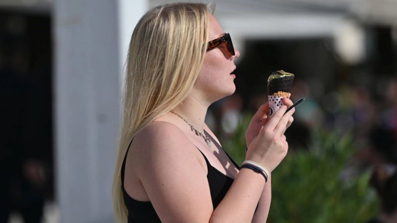 FOTOGALERIJA Što se danas jelo na splitskoj Rivi?