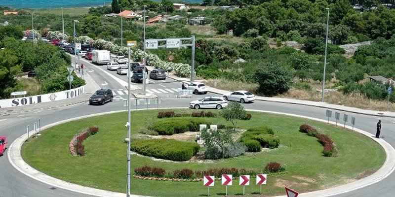 SUPETAR Tijekom 2024. ostvareno 6 posto više turističkih dolazaka