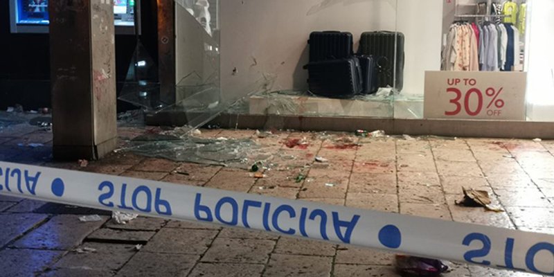 Policija otkrila zašto je puklo staklo ispred Centrala