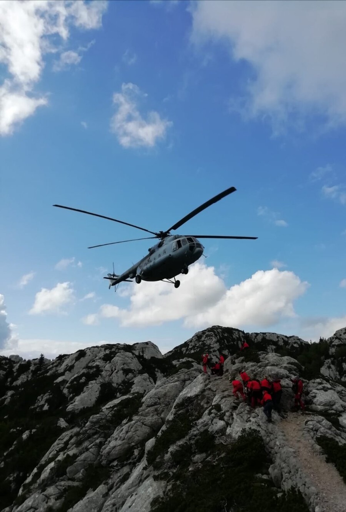 HGSS spašavao planinarku sa slomljenim gležnjem na Velebitu