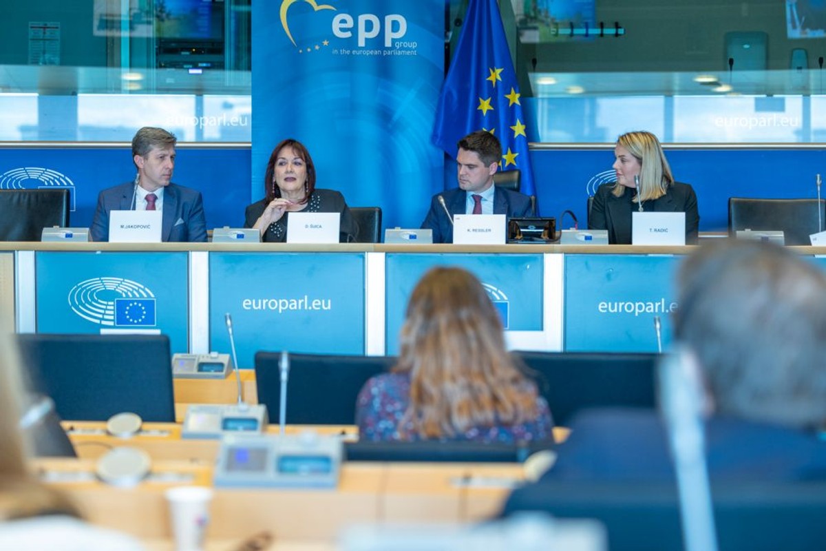 Ressler okupio hrvatske poljoprivrednike: 'Inteligentna politika ovu djelatnost treba učiniti atraktivnom i isplativom'