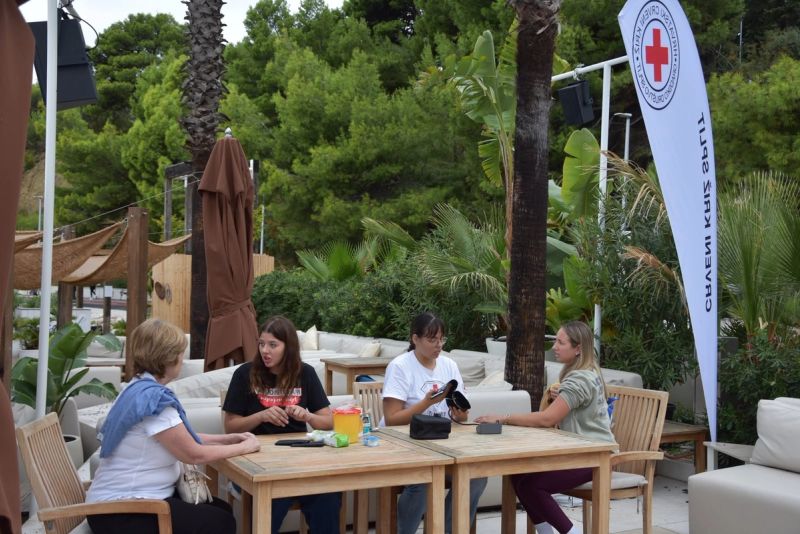 Akcija 'Mistralov val' otkrila - more uz plažu na Trsteniku prilično čisto, zdravlje kupača dobro