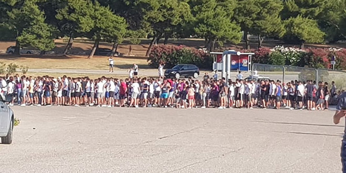 VIDEO: Zadnji navijač je testiran deset minuta prije kraja utakmice