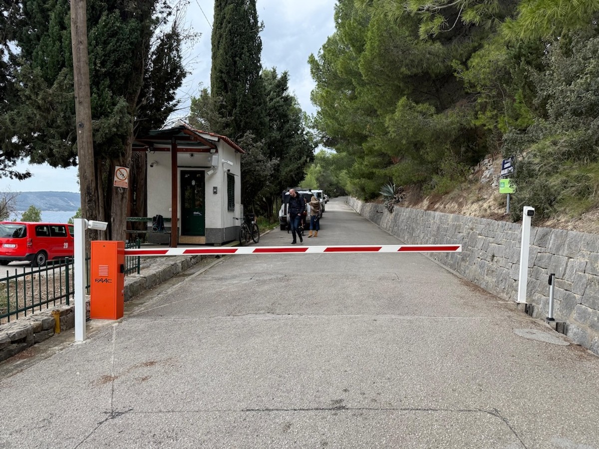 INTENZIVNA POTRAGA NA MARJANU: Više od 60 ljudi, dronovi i psi traže dječaka