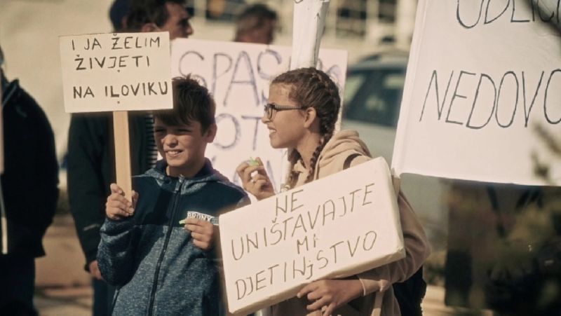 UTORAK U AZIMUTU Projekcija dokumentarnog filma 'Kako je počela pobuna na mom otoku'