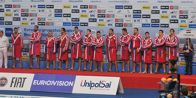 Pogledajte kako se uoči vaterpolo utakmice u Beogradu zviždilo hrvatskoj himni...