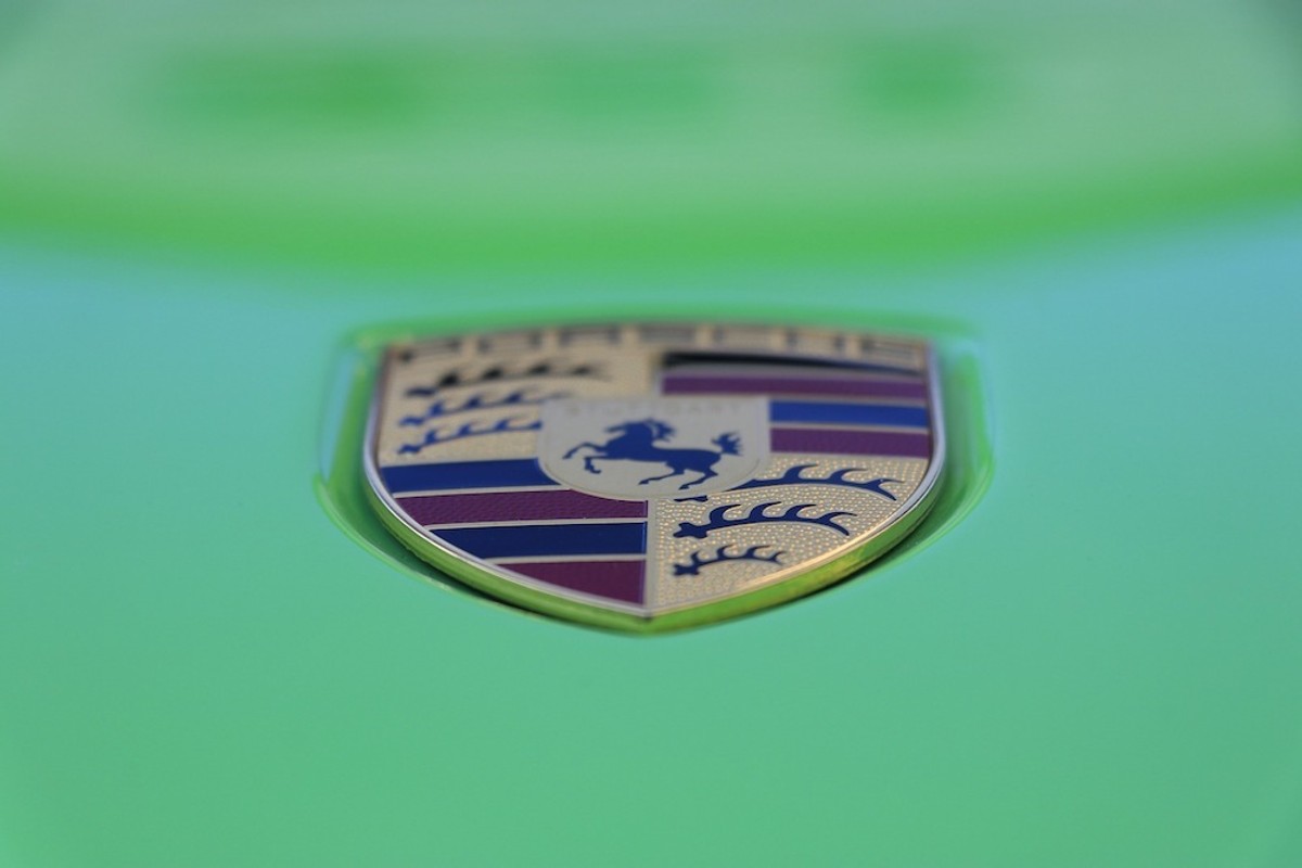 Luksuzni ljepotani pred hotelom Park