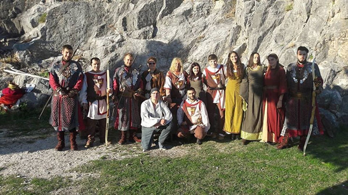 'Krunom hrvatskih vladara' (Solin - Klis) uz mimohod u čast Jeleni 'Slavnoj' i uprizorenje Zvonimirove krunidbe!