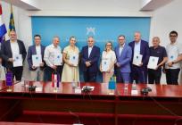FOTOGALERIJA Splitsko-dalmatinska županija dodijelila gotovo 205 tisuća eura za 15 projekata sportske infrastrukture