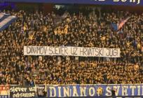 Dinamovi navijači razvili transparent
