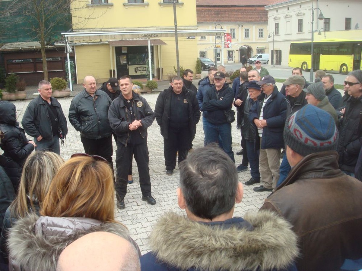 Škverski dragovoljci hodočastili Banijom