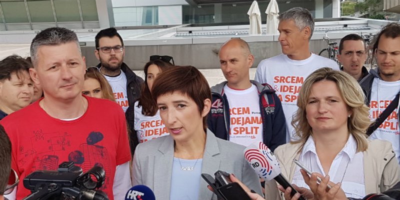 Pametno: Jučer smo doživjeli novo dno, premijer se treba ispričati!