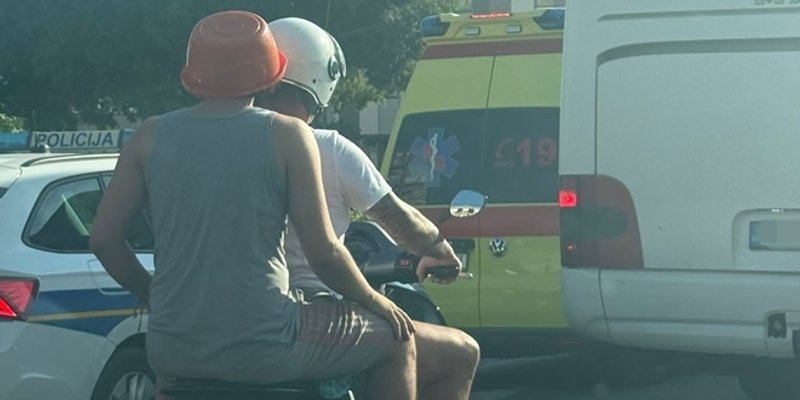 FOTO UBOD Zdjela glavu čuva...