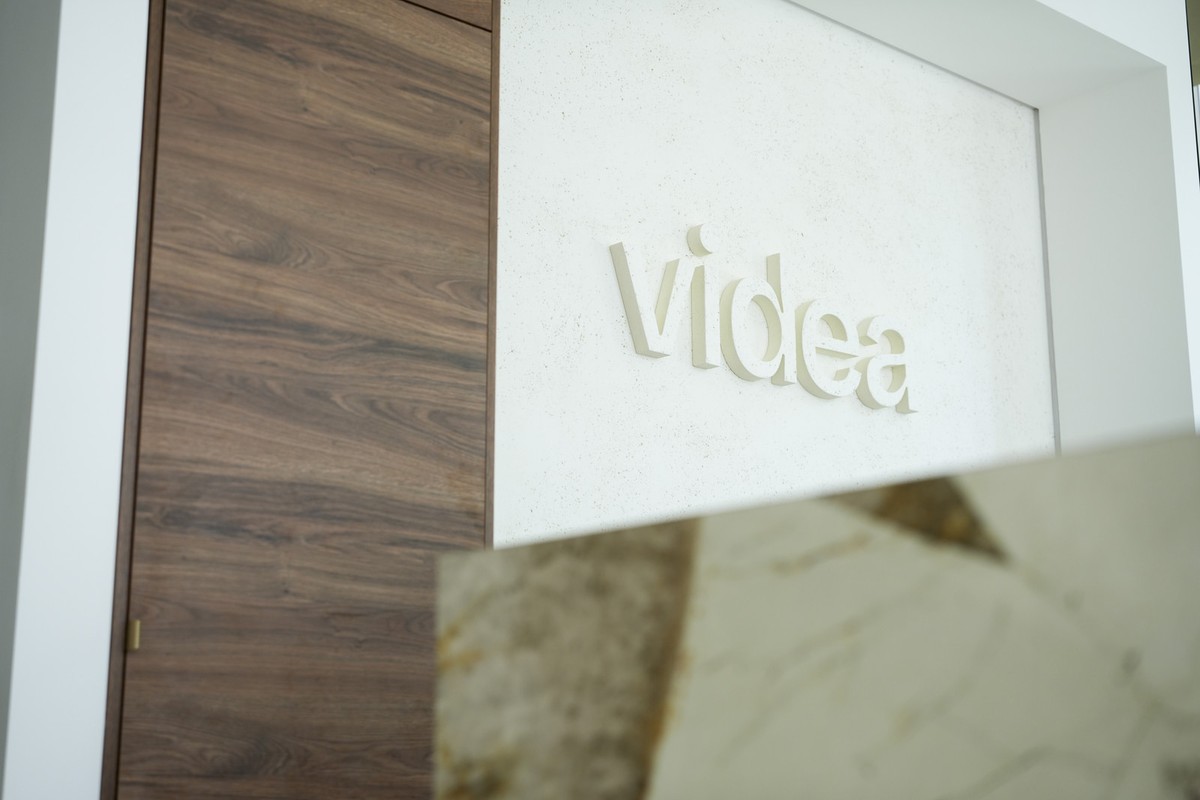 Dr. Dean Šarić, jedno od najvećih imena laserske korekcije vida, od sada je u Poliklinici Videa