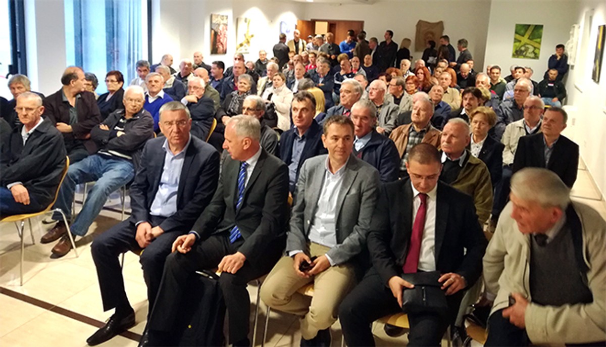 Tihomir Dujmović na splitskoj promociji svoje knjige: 'Komunisti su ubili više hrvatskih novinara nego ijedan drugi režim u povijesti!'