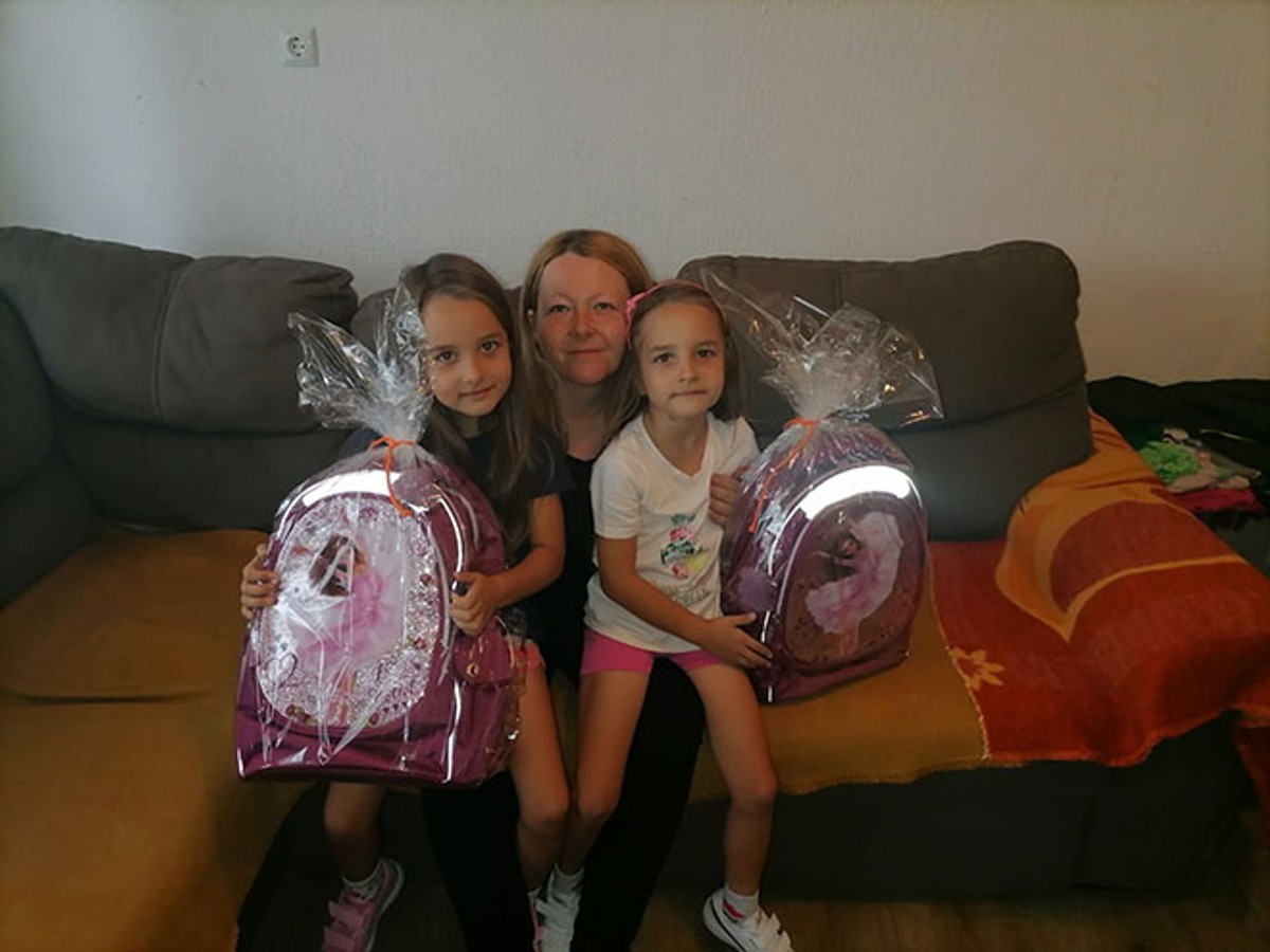 NOVA ŠKOLSKA GODINA 'KUCA' NA VRATA Poznati domaći trgovački lanac i ove je godine razveselio prvašiće svojih zaposlenika