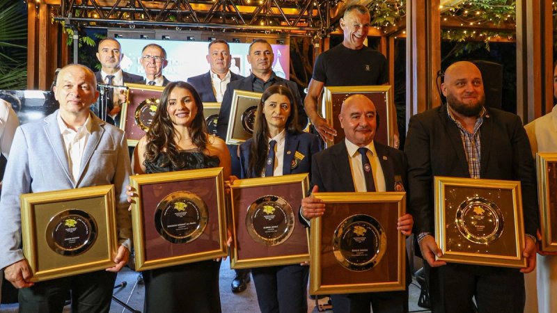 FOTOGALERIJA: U Splitu održana 13. Međunarodna kuća slave i emotivna 'Noć Anđela'