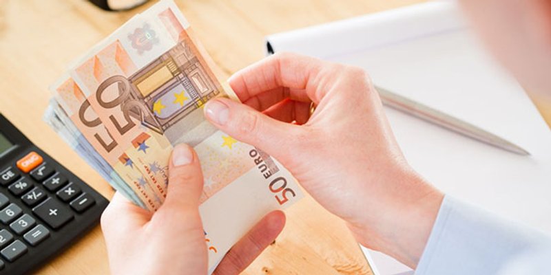 Držanje novca u banci ili gotovini sve je neisplativije - što onda napraviti s ušteđevinom?