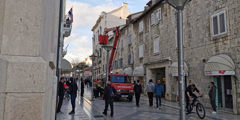 PRIJETILA ŠKURA Vatrogasci spriječili posljedice