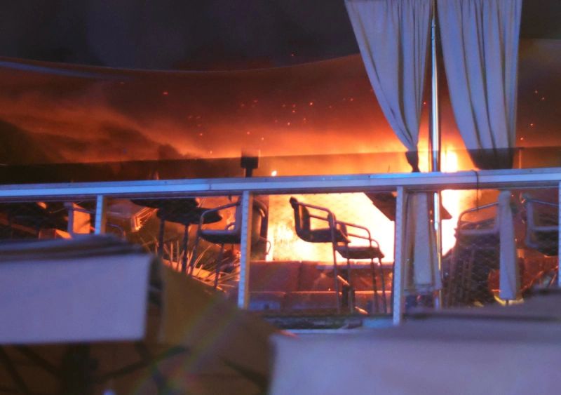 FOTO/VIDEO Brzom i spretnom intervencijom splitski vatrogasci ugasili požar u restoranu Roof 68