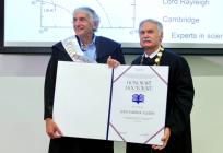 Nobelovac stigao u Split zbog posebnog razloga, evo o čemu se radi