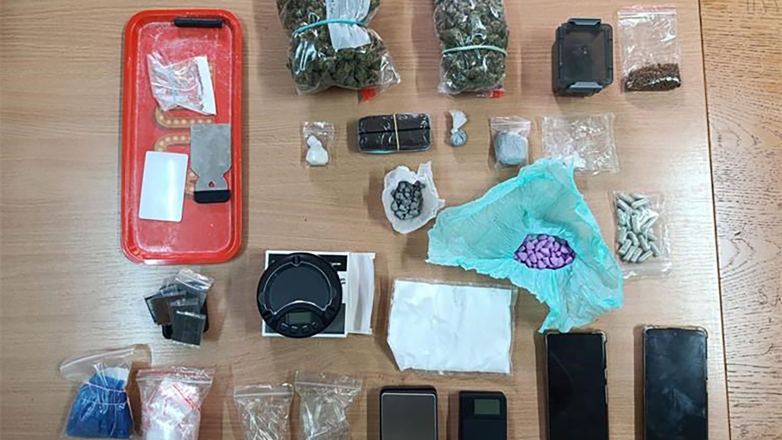 Zapljena u Šibeniku: Hašiš, LSD, ecstasy i speed pronađeni u stanu