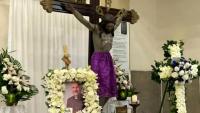Svećenik se pripremao za vjenčanje, a onda se dogodila tragedija: Križ s oltara pao mu na glavu i ubio ga