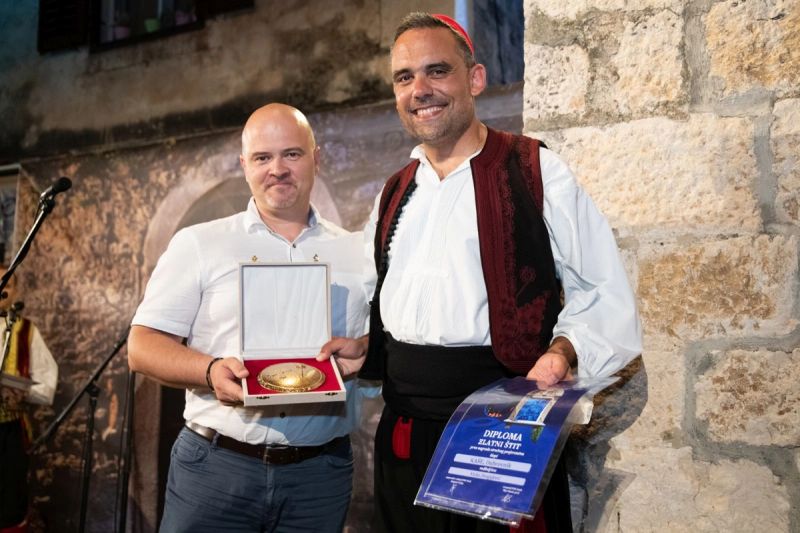 FOTOGALERIJA Na vrhu klapskog Olimpa: Kaše i Omiš pobjednici jubilarnog Omiškog festivala