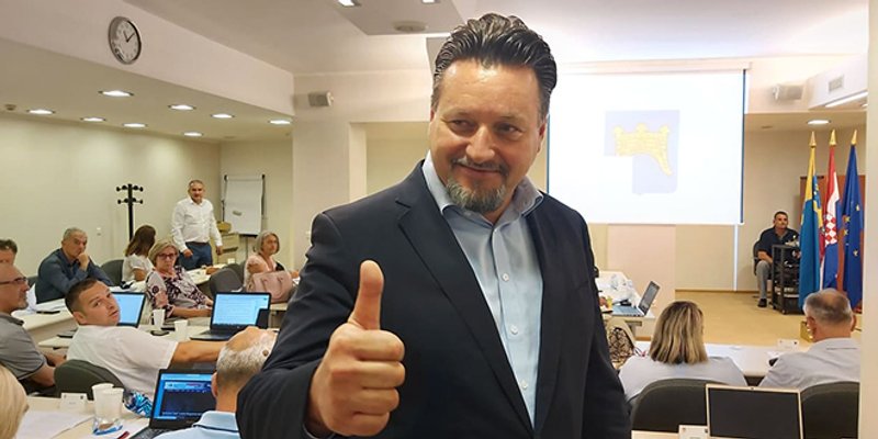 Kuščeviću oduzeli četiri puške i samostrel: 'Očekujem ih nazad'