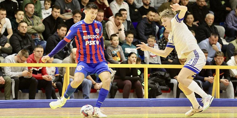 Futsal Dinamo svladao Torcidu na krcatim Gripama