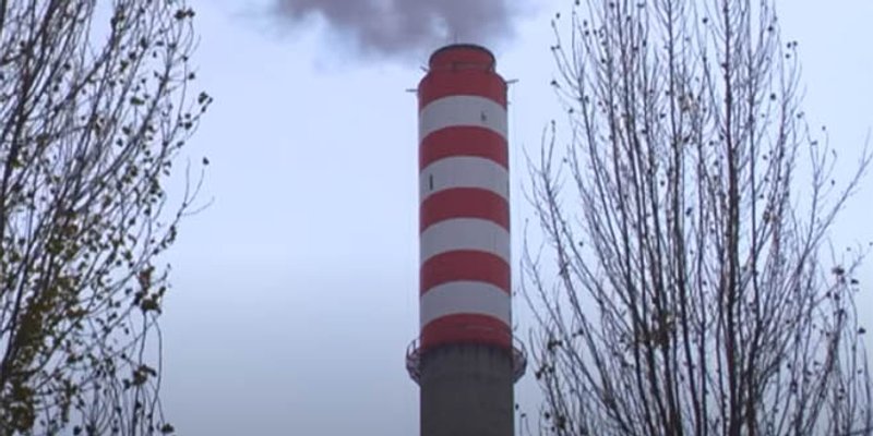 Muškarac se popeo na dimnjak toplane na zagrebačkoj Trešnjevci