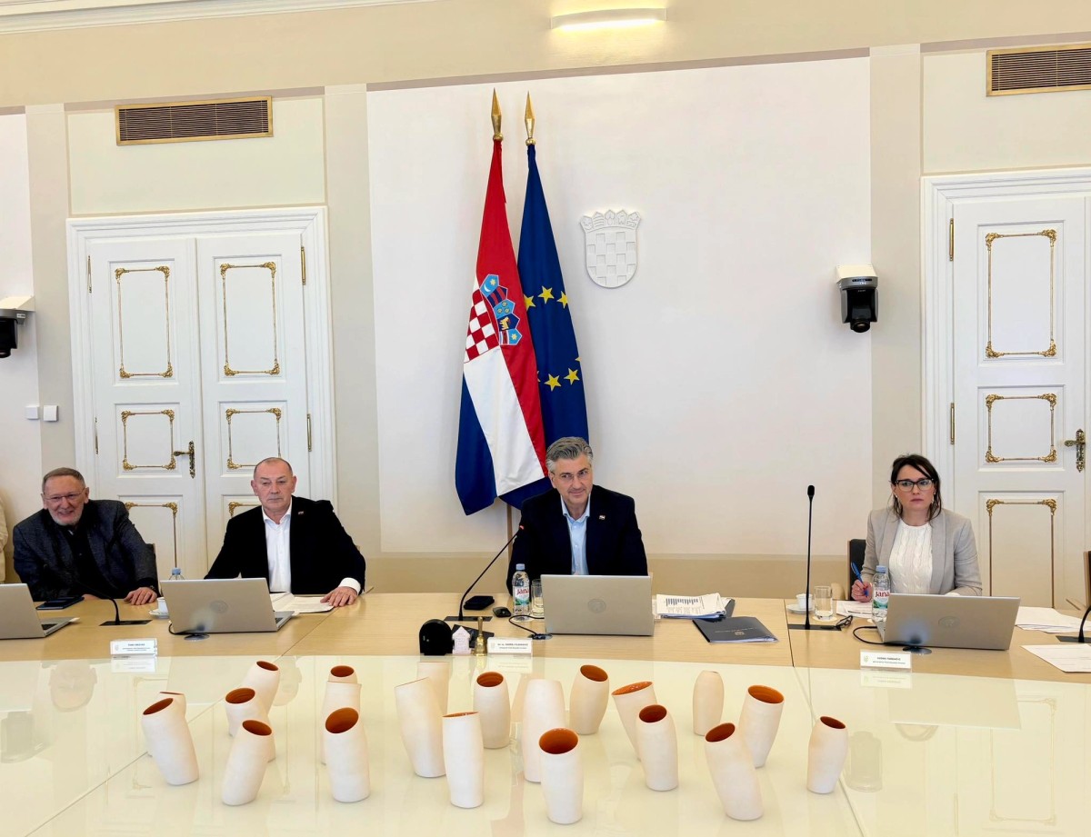 NOVE MJERE Održana hitna sjednice Užeg kabineta Vlade