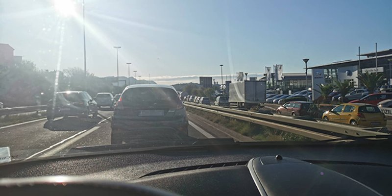 OGROMNA GUŽVA Kaos na ulazu u Split, u koloni se vozi od Metroa