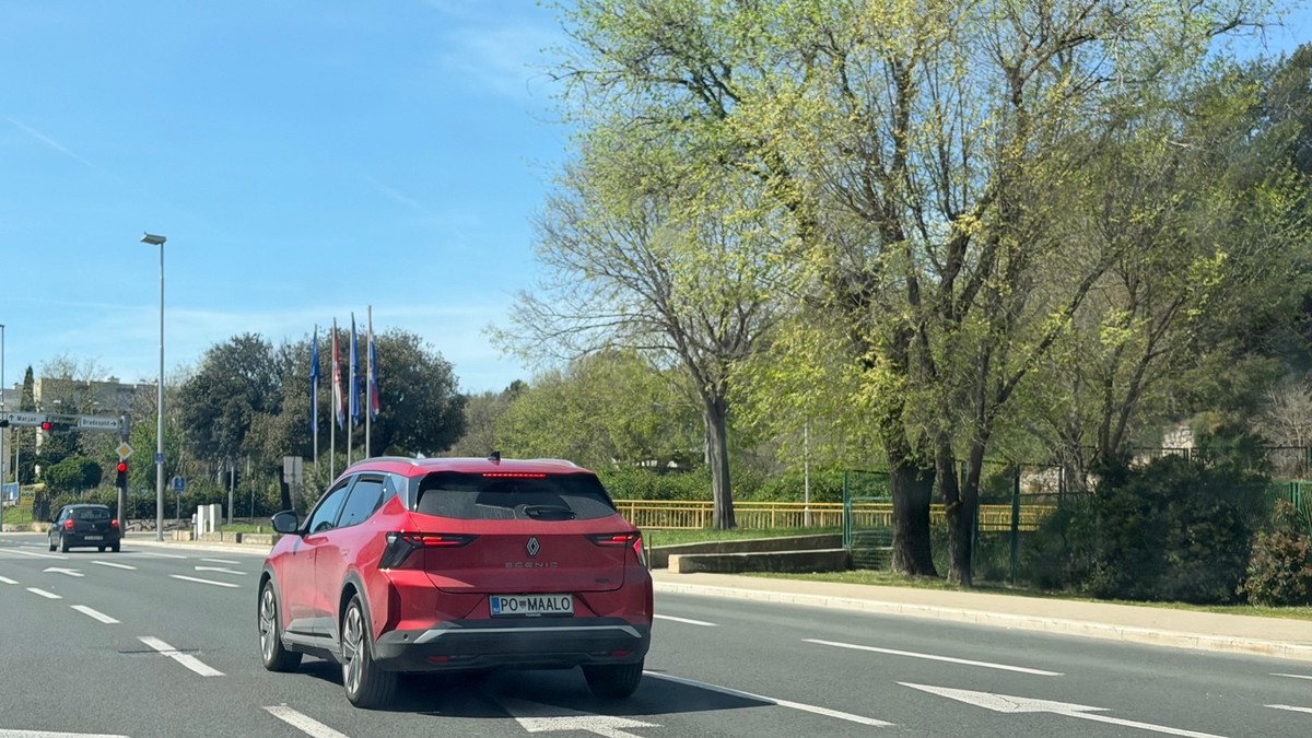 Slovenac sa splitskim duhom? Zanimljiva registracija na cesti