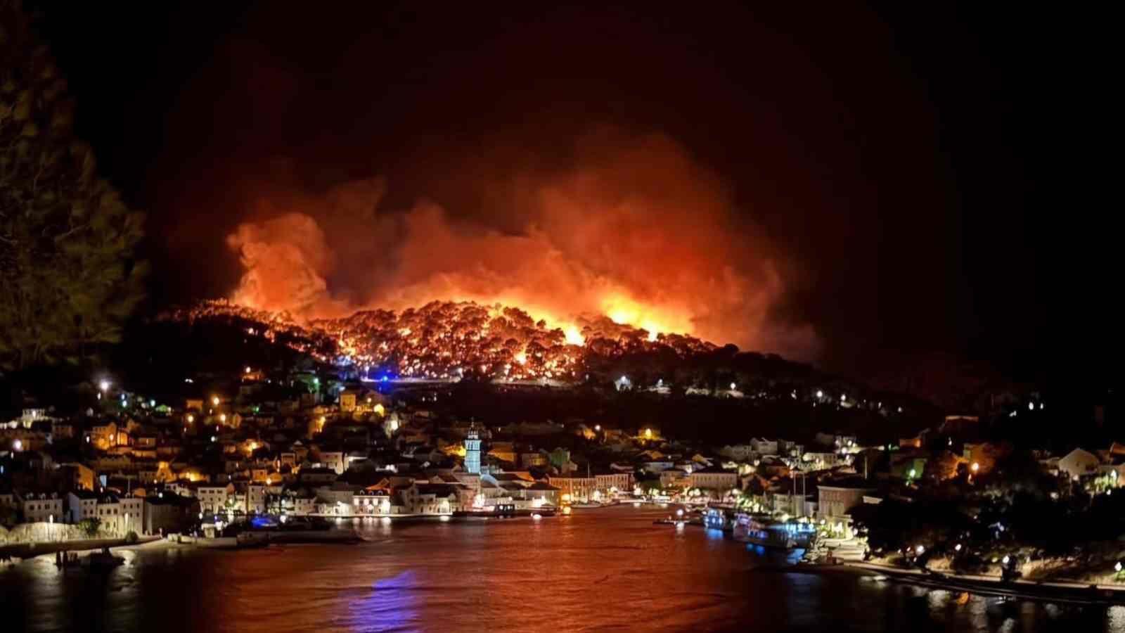 Gradonačelnica Supetra uputila važnu poruku vatrogascima koji gase veliki požar na Braču