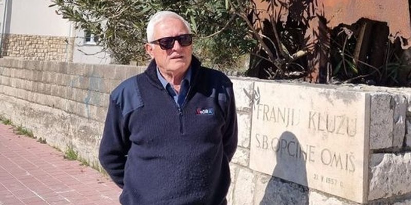 U prometnoj nesreći u Labinskim Dragama teško stradao general Luka Džanko