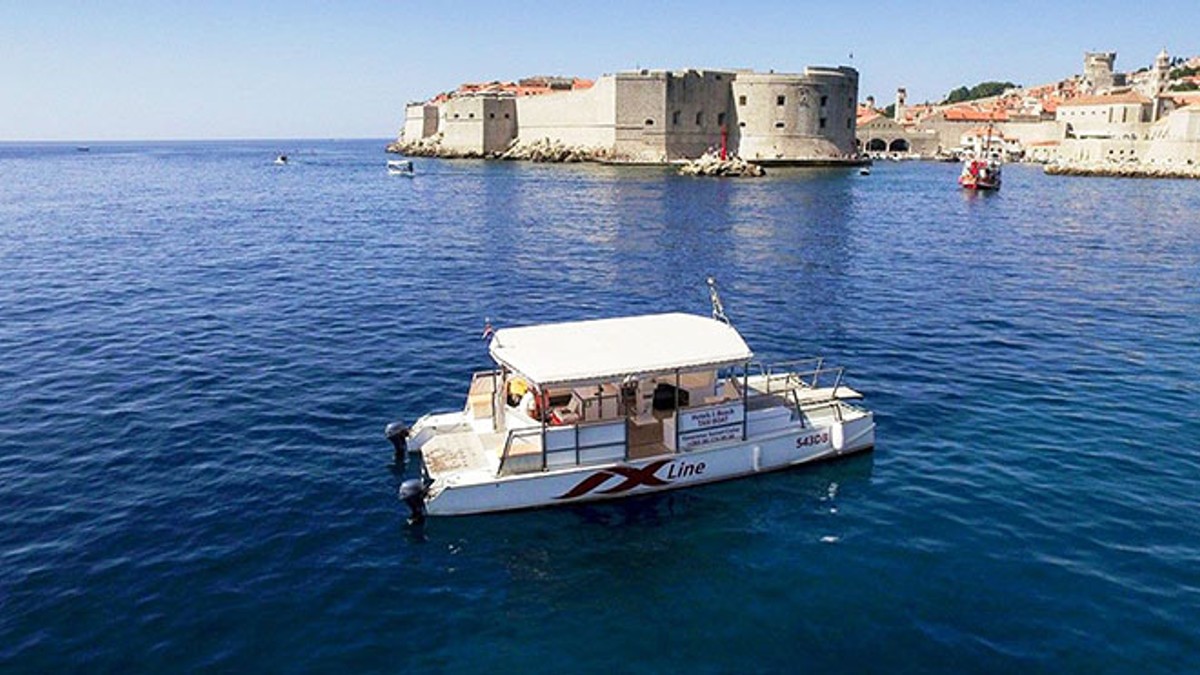 Adrenalin vodenog svijeta - izlet brodom