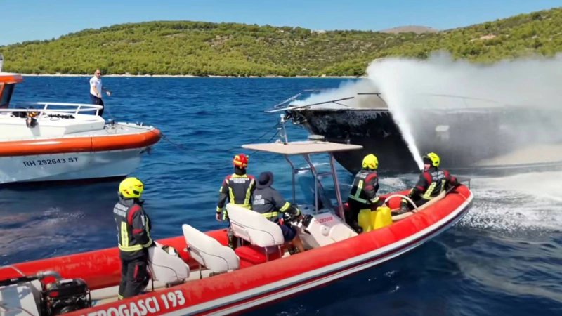 Dramatična snimka gašenja jahte kod Čiova: Vatrogasci objavili novi video intervencije