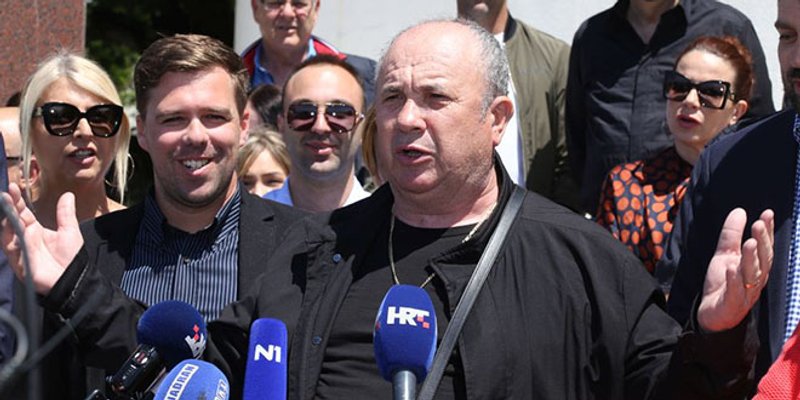 KERUM ZAPJEVAO I PORUČIO: 'U nedjelju birate između teorije ili da od Splita napravimo gradilište'