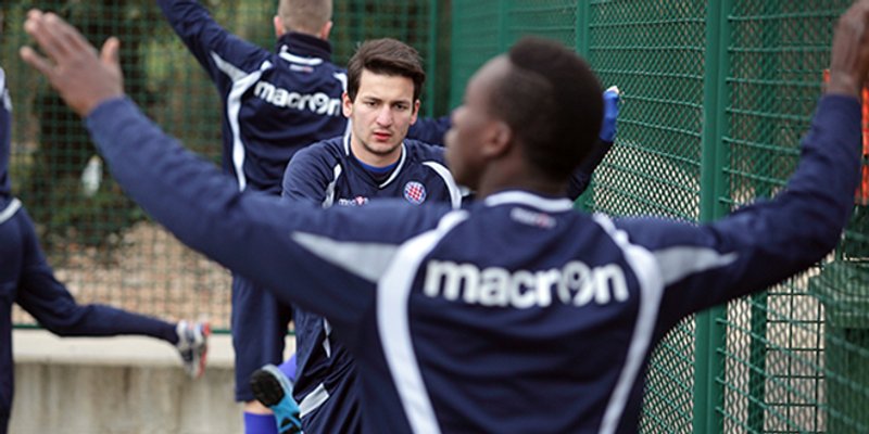 SJEĆATE LI GA SE? Dvije godine je proveo u Hajduku, a sada je slobodan igrač